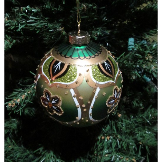 Christmas ball green floral round